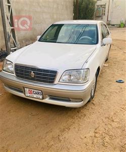 تۆیۆتا کراون